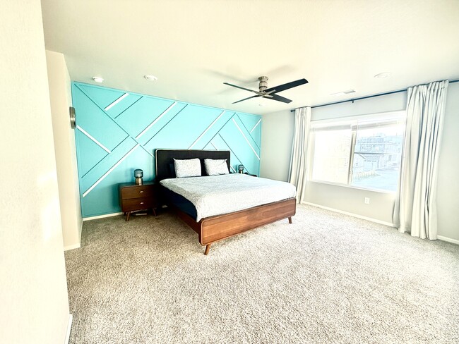 Building Photo - 12248 Dairy St