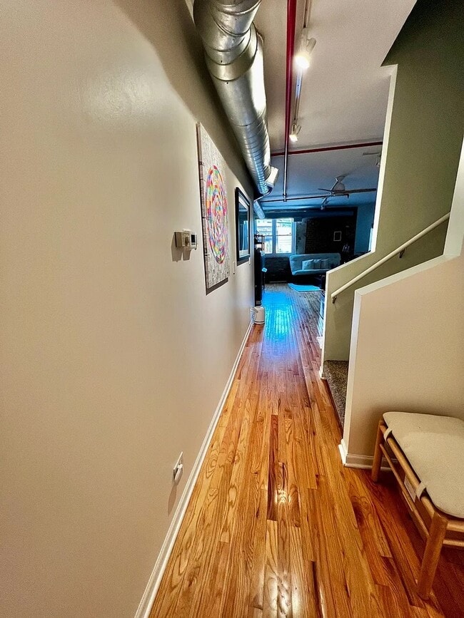 Building Photo - 1834 Ridge Ave