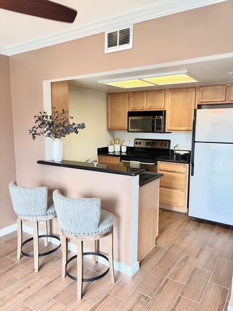 Building Photo - 43376 Cook St