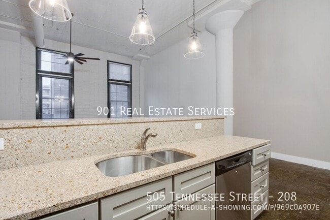 Building Photo - 505 Tennessee St