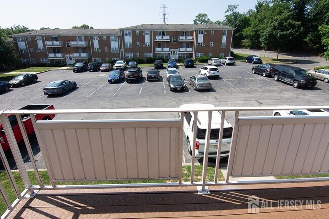 Building Photo - 9 Koster Blvd