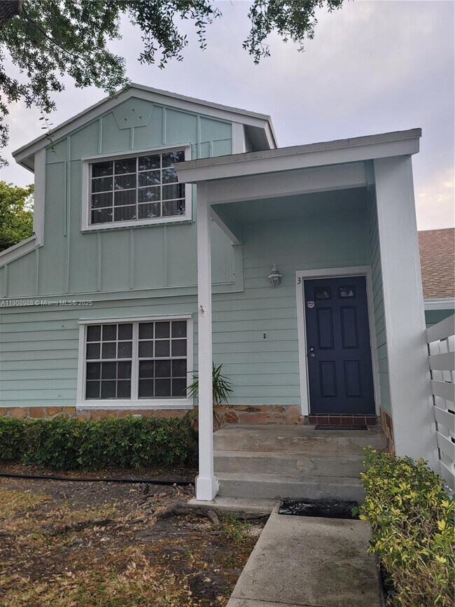 Primary Photo - 13792 SW 149th Cir Ln