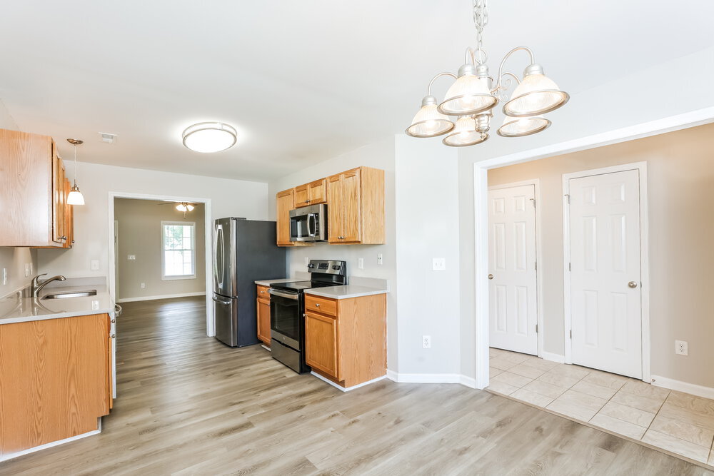 Building Photo - 4009 Scofield Dr