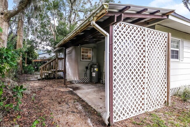 Building Photo - 1845 Co Rd 209B