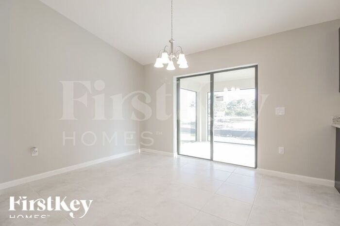 Building Photo - 446 Rayford St