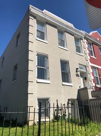 Building Photo - 787 Fairmont St NW