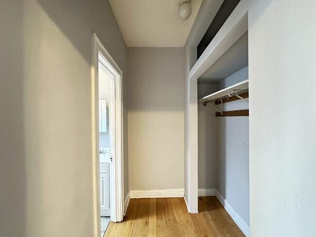 Building Photo - 2832 N Burling