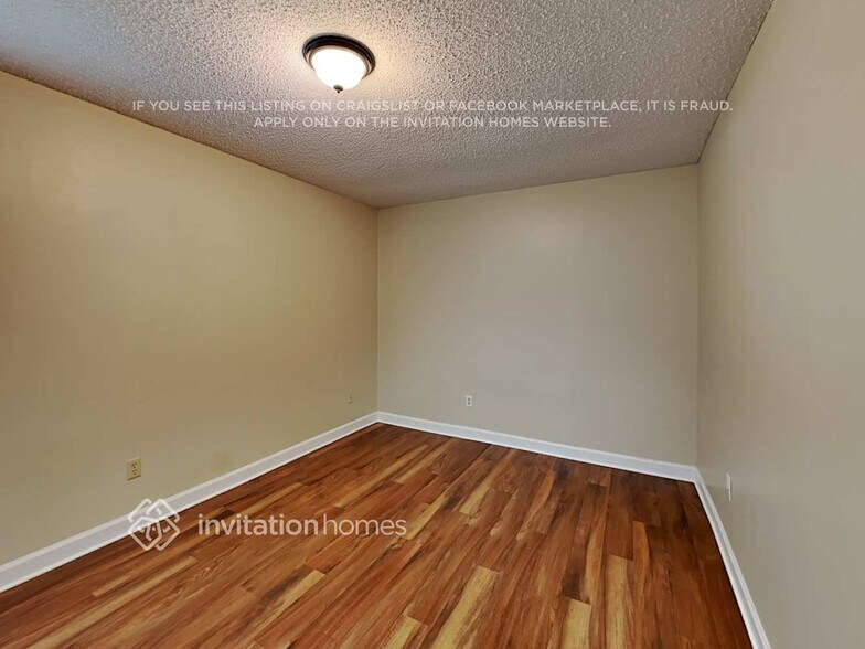 Building Photo - 5038 Hidden Springs Blvd