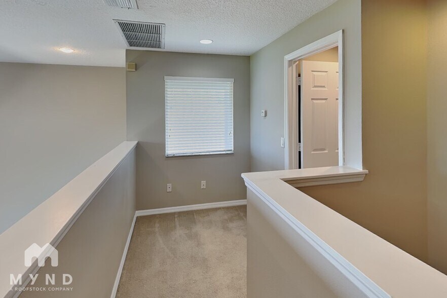Building Photo - 1460 Travertine Terrace