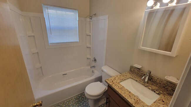 Building Photo - 3406 Breckenridge Ln