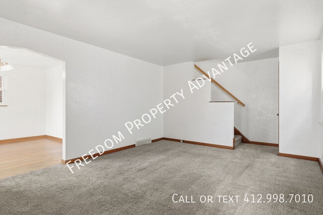 Building Photo - 2238 Lutz St