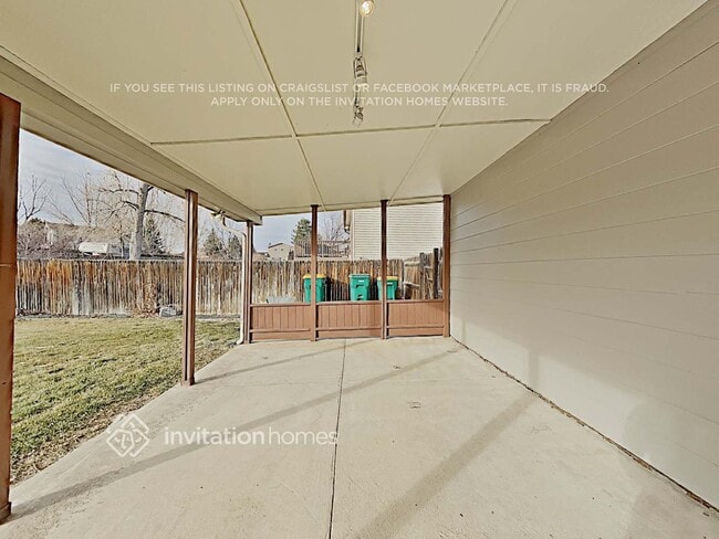 Building Photo - 10709 Owens St