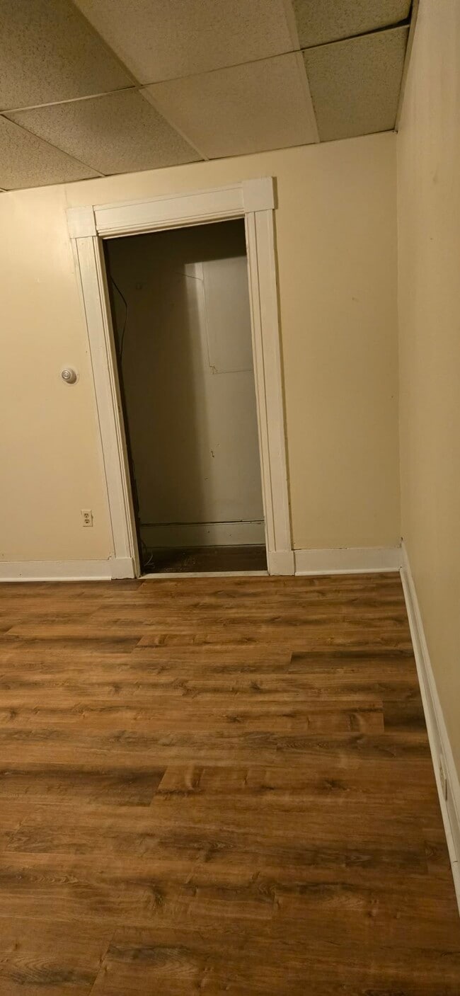 Building Photo - 154 Court St