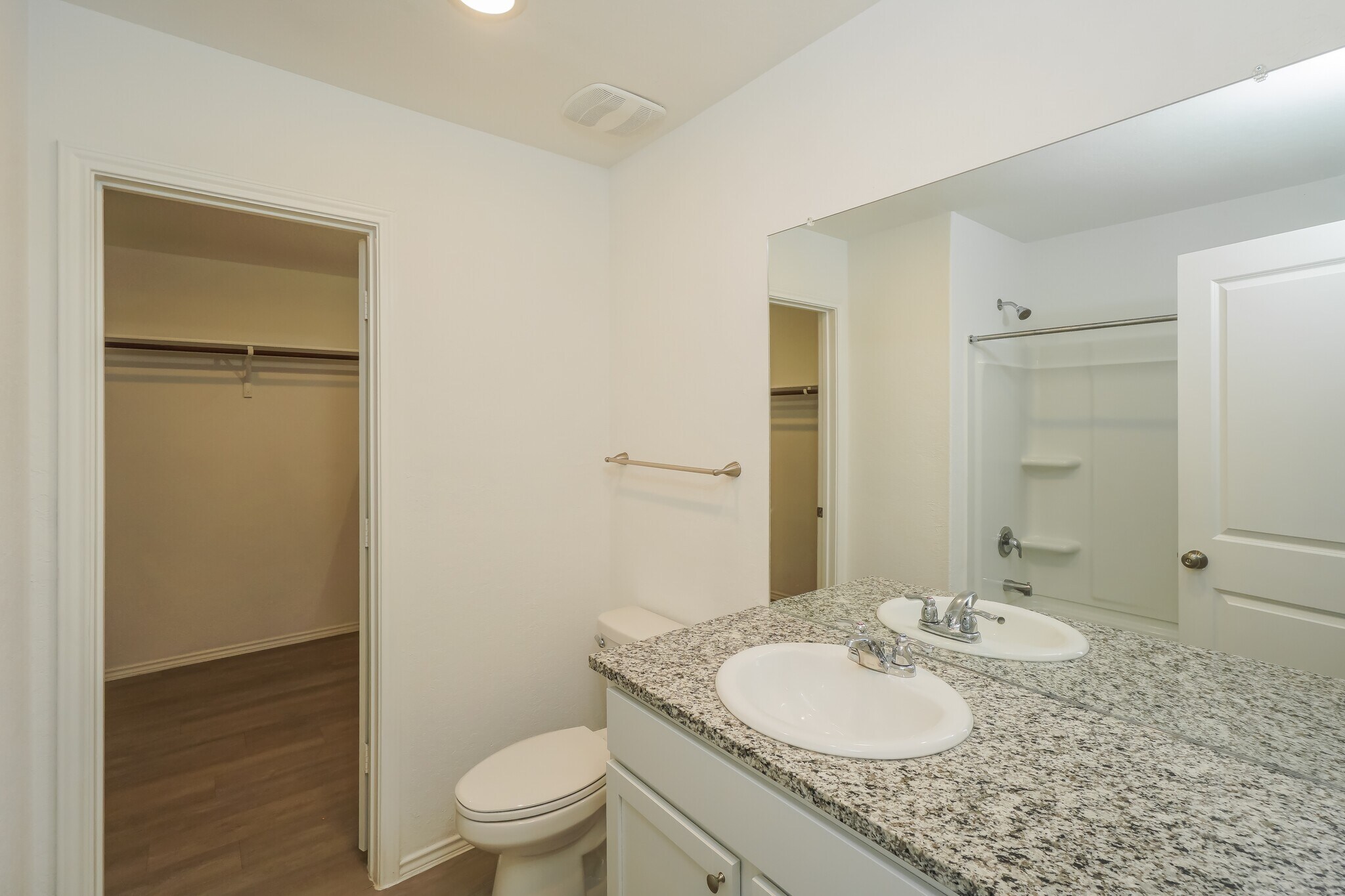 Building Photo - 4243 Southton Mere