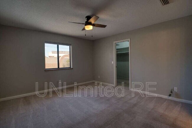 Building Photo - 2512 Cisco Dr S