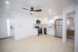 Building Photo - Brand New Build 1 Bed 1 Bath Apartment