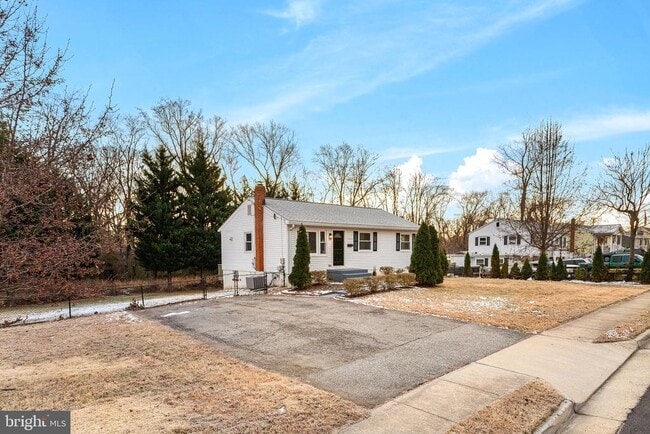 Building Photo - 14025 Mt Pleasant Dr