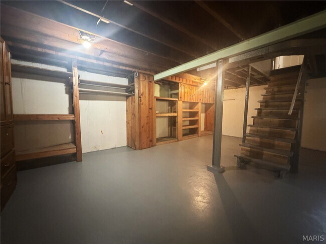 Building Photo - 38 Fenwick Dr