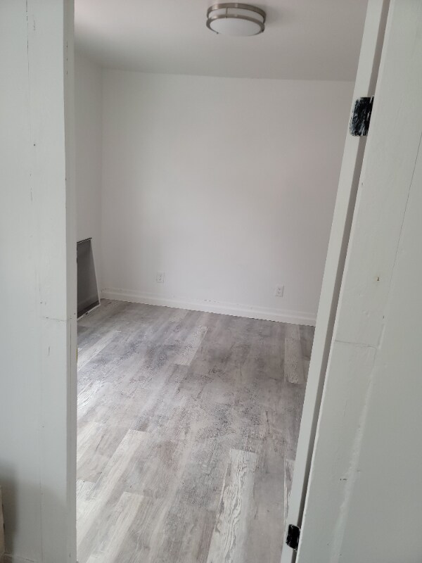 Building Photo - 129 Willow St