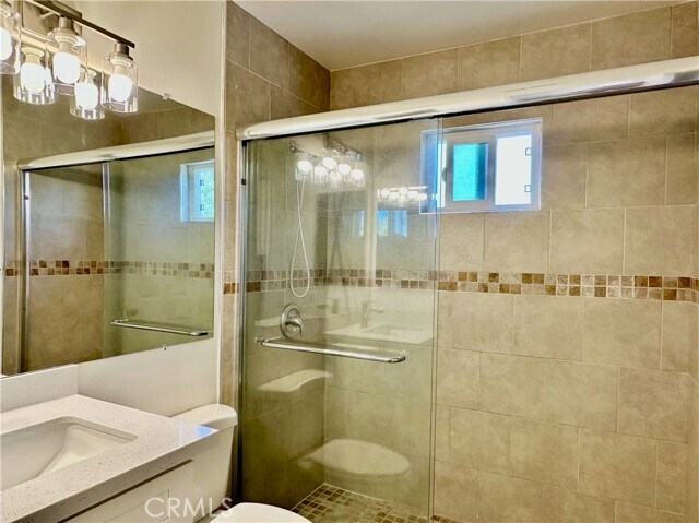 Building Photo - 15 Butler St