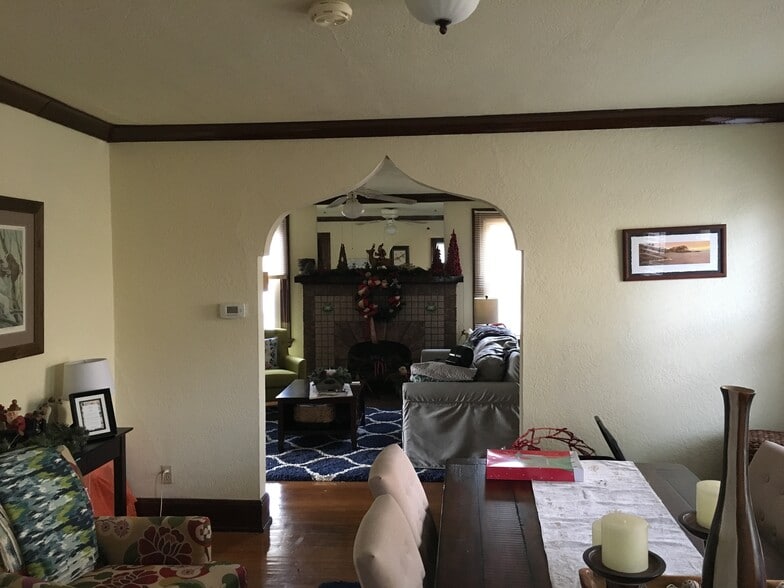 Back Dinning Room to Living Room - 1358 Herlin Pl