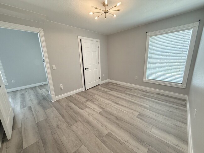 Building Photo - 7808 Bay Dr