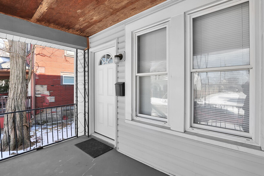 Building Photo - 816 Wager St