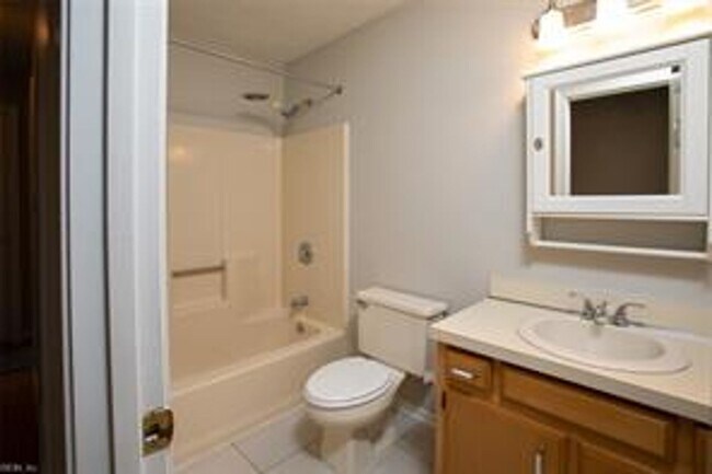 Building Photo - Call Sabrina at 757-767-0767 for more information