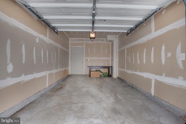 Building Photo - 42480 Rockrose Square