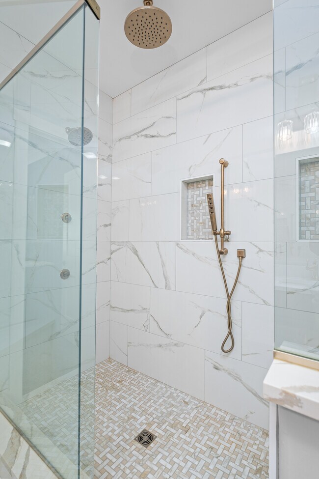 Building Photo - 6795 Genesis Way