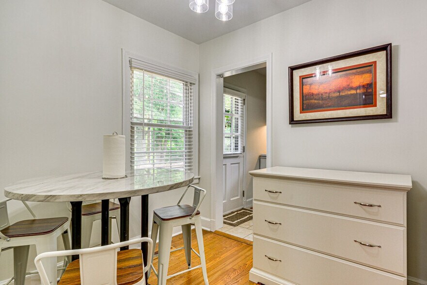 Building Photo - 1216 Pamlico Dr