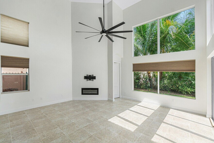 Building Photo - 6641 Conch Ct