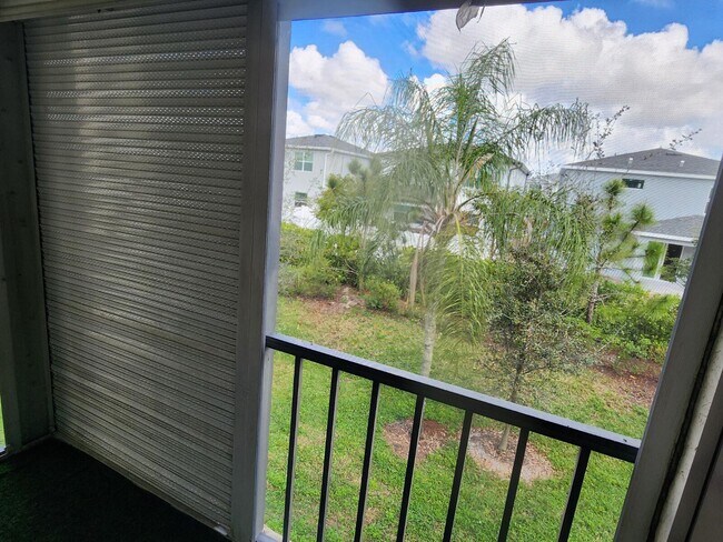 Building Photo - 7149 Golf Colony Ct