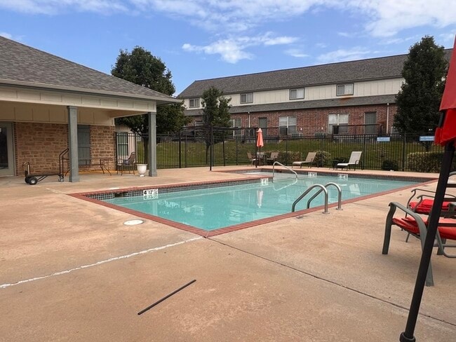 Building Photo - 1205 Tuscany Cir