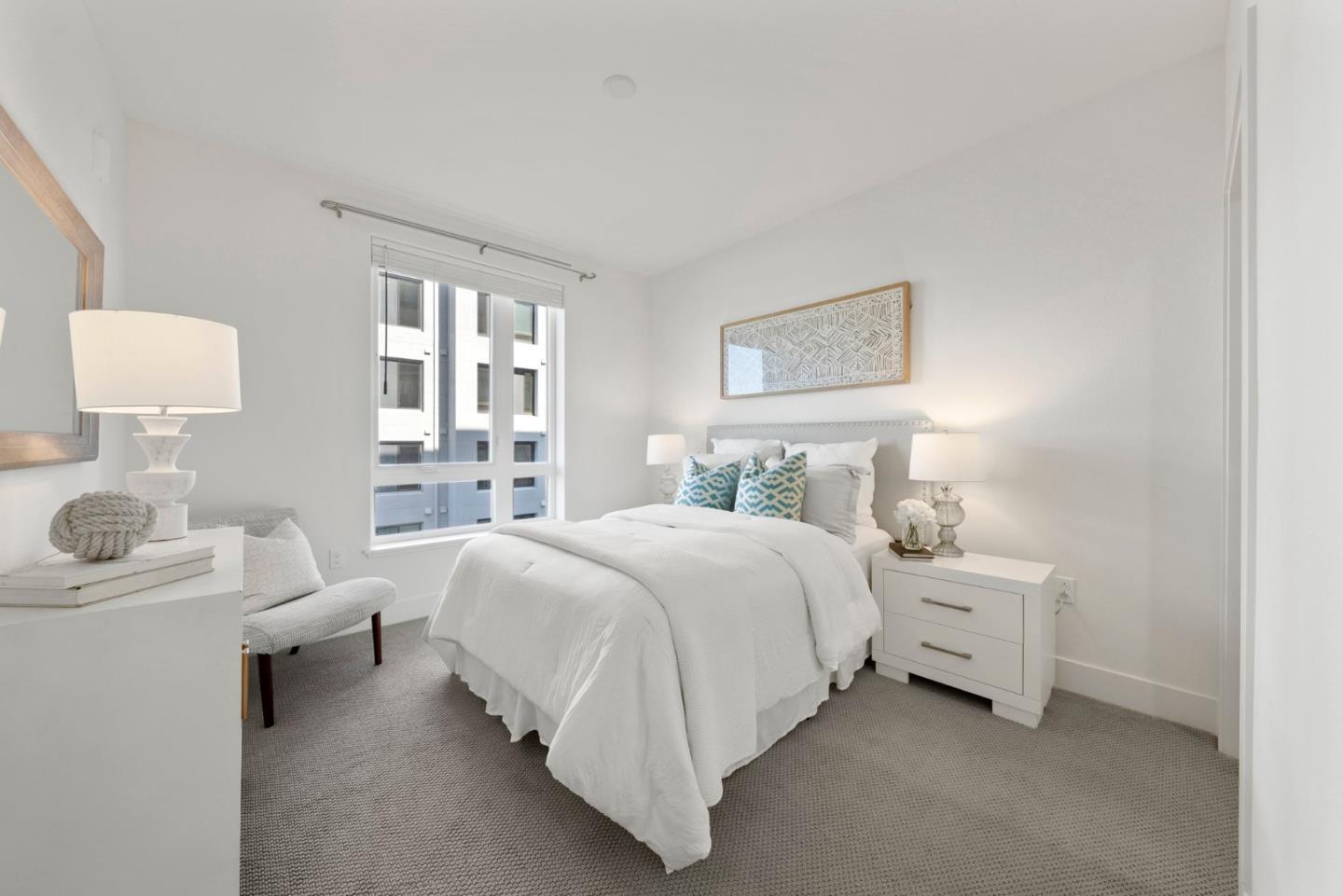 Building Photo - 3578 Rambla Pl