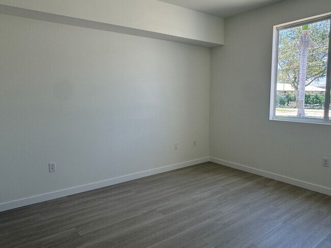 Building Photo - Nascent Villas