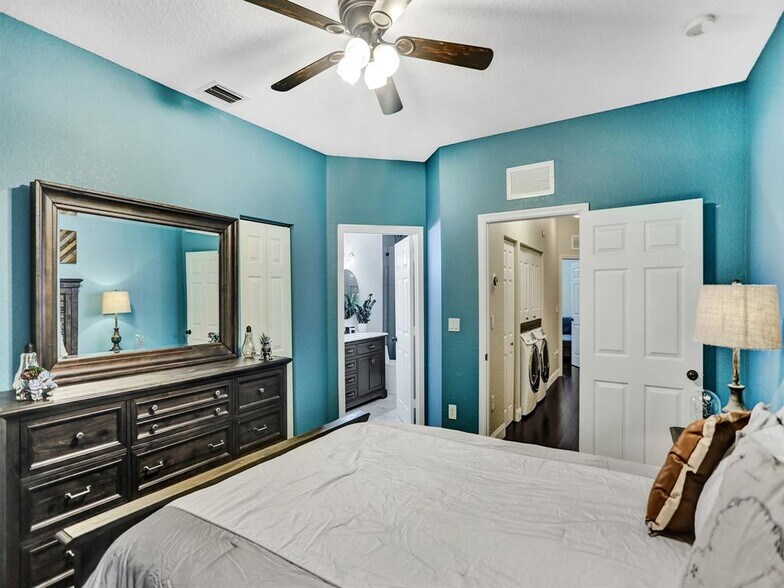 Building Photo - 7917 Tuscany Ct