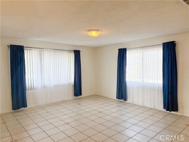 Building Photo - 101 W Olive Ave