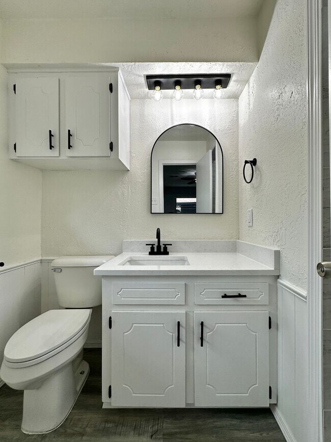 Building Photo - Remodeled Bathrooms