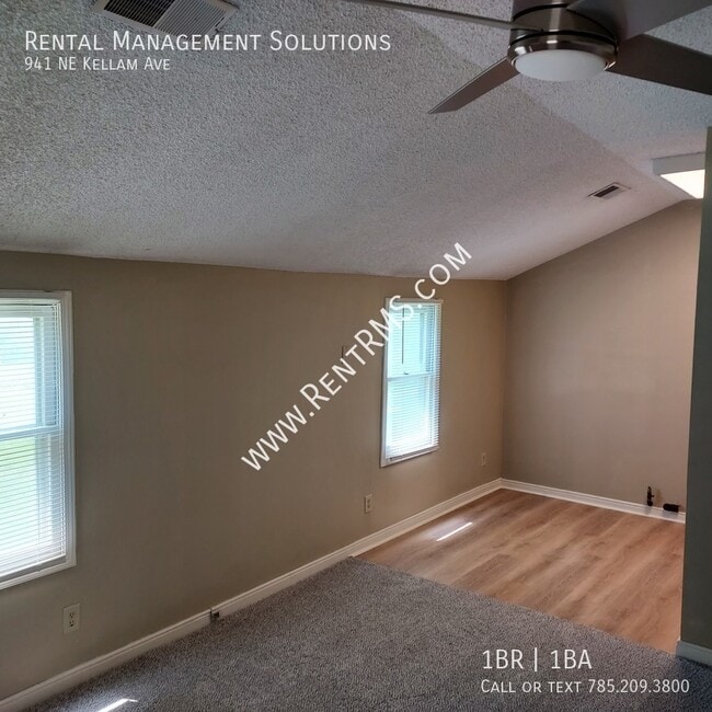 Building Photo - 941 NE Kellam Ave