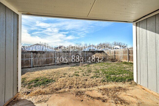 Building Photo - 429 Belmont Dr