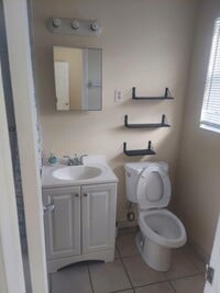 Building Photo - 5471 Ravenswood Rd