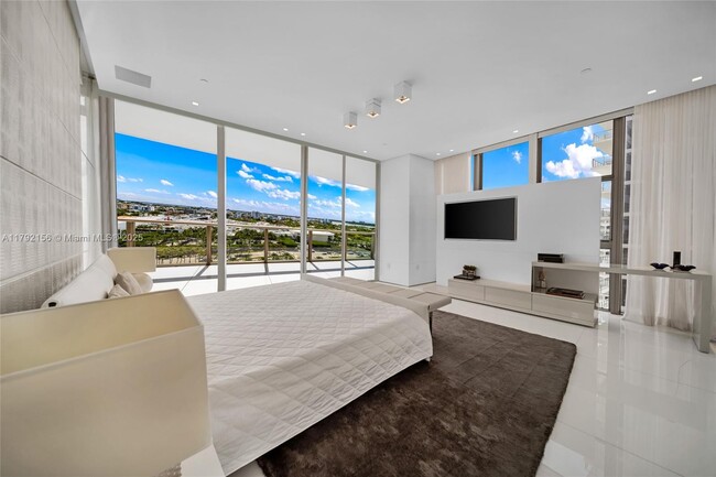 Building Photo - 9701 Collins Ave