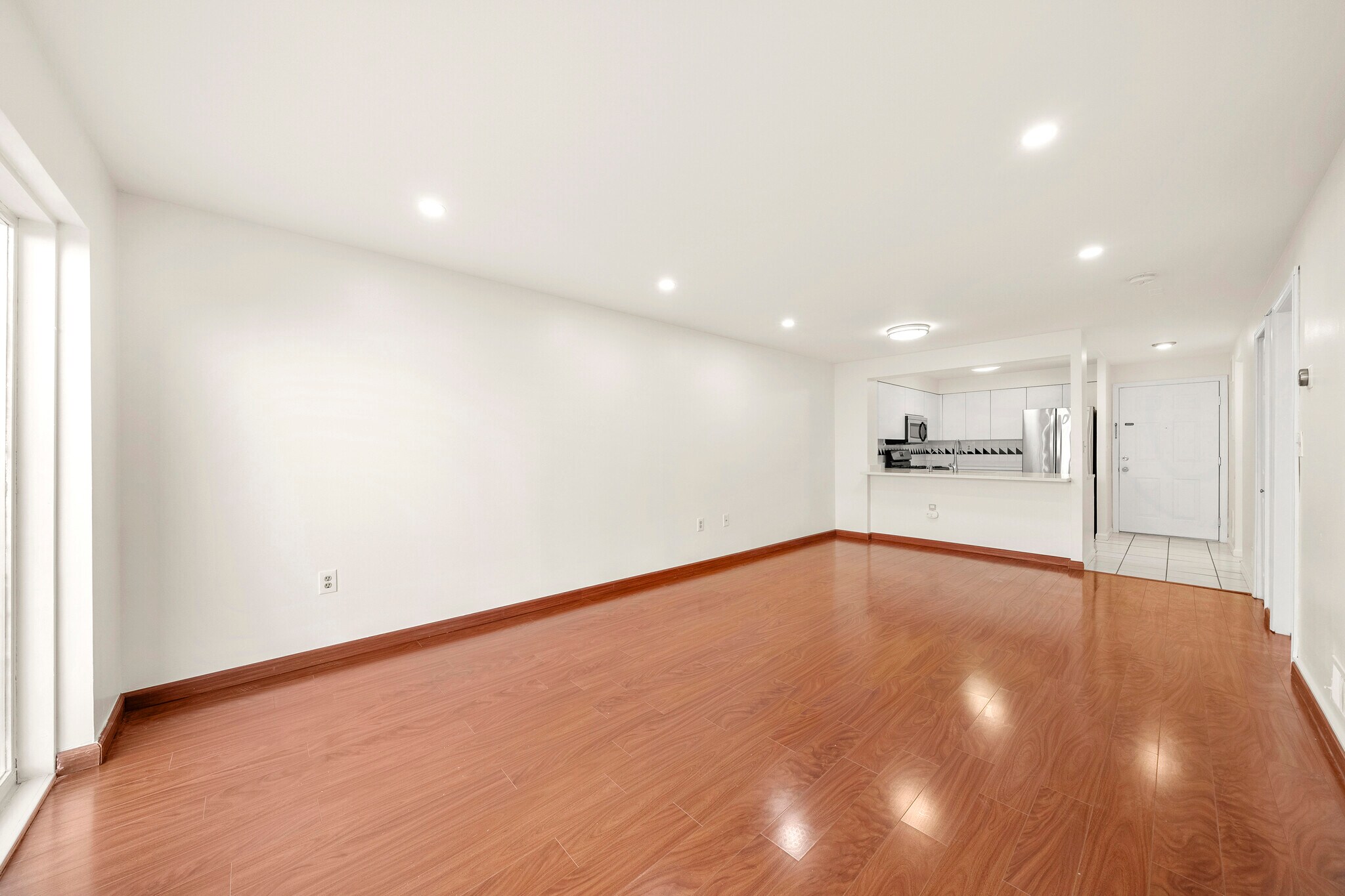 Building Photo - 303 Williams Ct