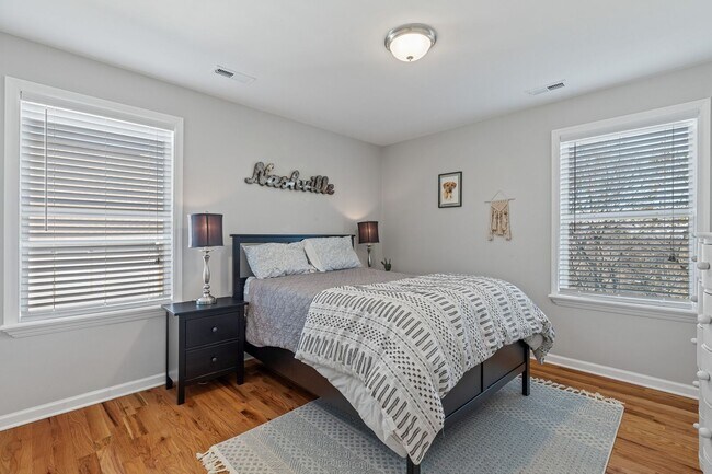 Building Photo - Open Layout home in Maynor Place