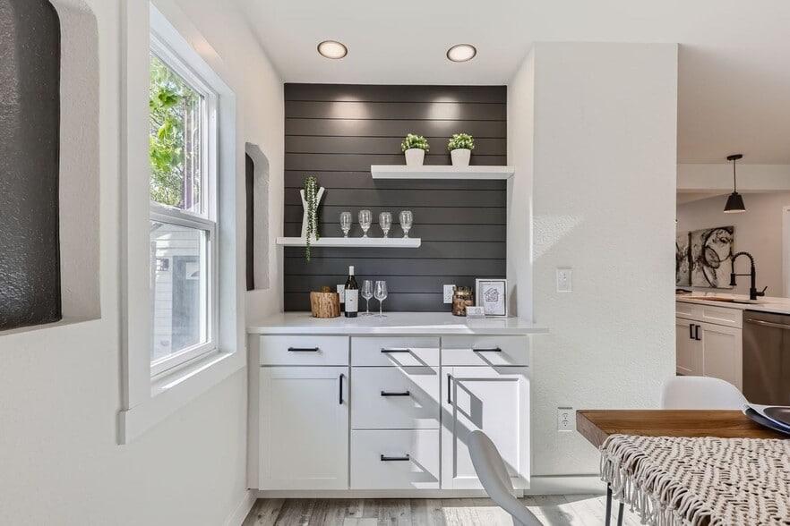 Building Photo - 3711 S Sherman St