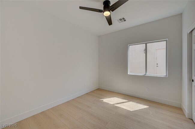 Building Photo - 2475 Sedona Cedar Ave