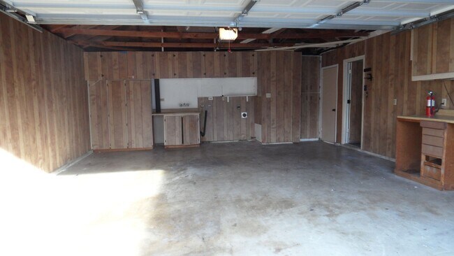 Building Photo - 1189 N Shattuck St