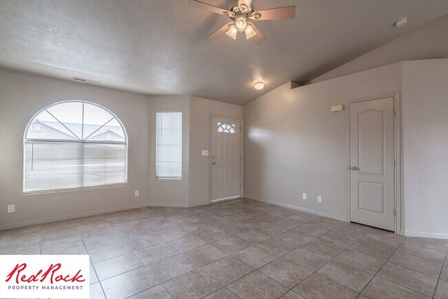 Building Photo - 1178 E 300 S