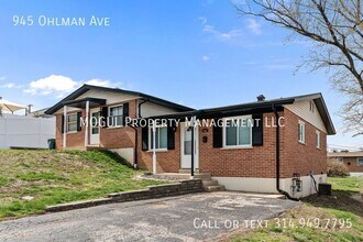 Building Photo - 945 Ohlman Ave